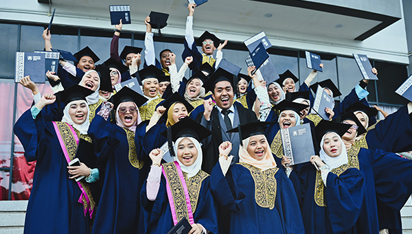 CONVOCATION