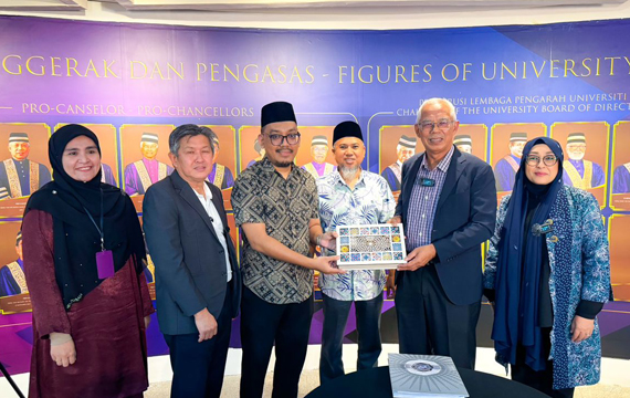 Bual @IMPAK Siri Khas Adiwangsa bersama Mantan Naib Canselor UiTM yang ke 5, YBhg. Profesor Emeritus Datuk Ir. Dr. Mohd Azraai Kassim