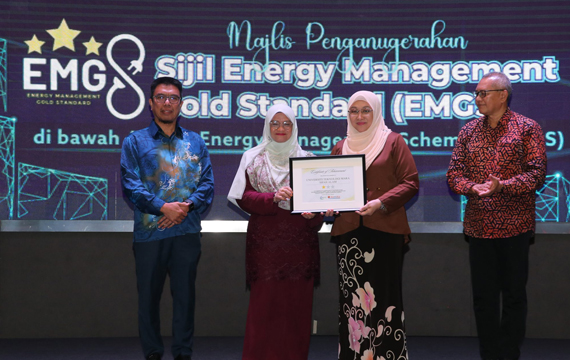 UiTM Shah Alam menerima Pensijilan Energy Management Gold Standard (EMGS) 1- bintang