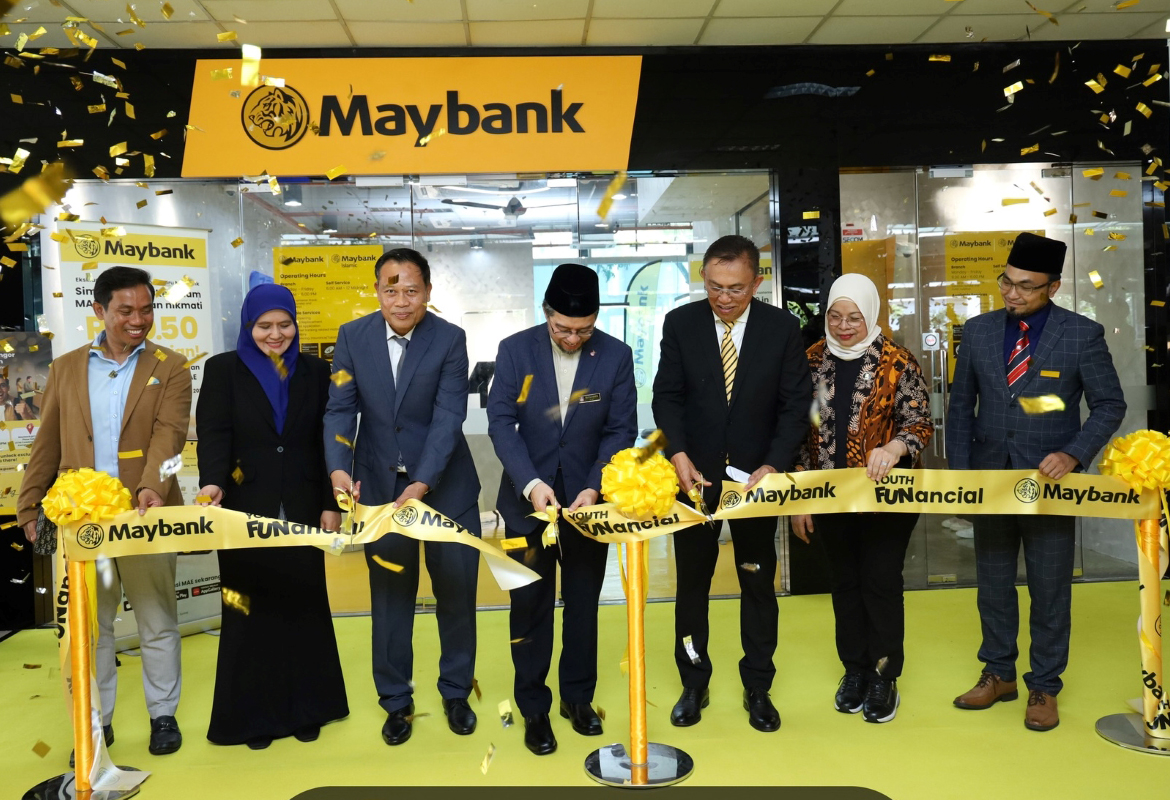 UiTM Cawangan Selangor Lancarkan “Maybank@Campus” Pertama di UiTM