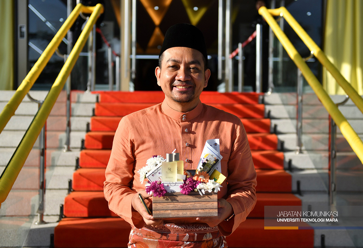 Dr. Azri’s Perfume – Pengiktirafan Wangian Halal dari JAKIM