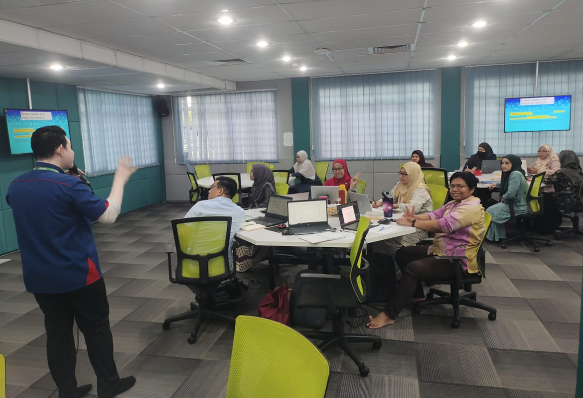 Bengkel Penerbitan “Hand in Hand Inisiative for Publication”Jabatan Pengurusan & Perniagaan UiTM Cawangan Perak