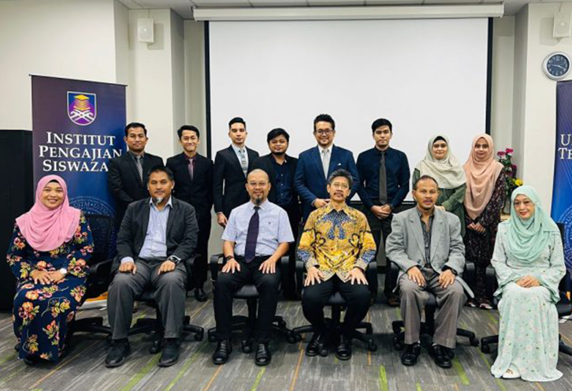 Postgraduate Awards: Candidates For ASCTC And AKCTC