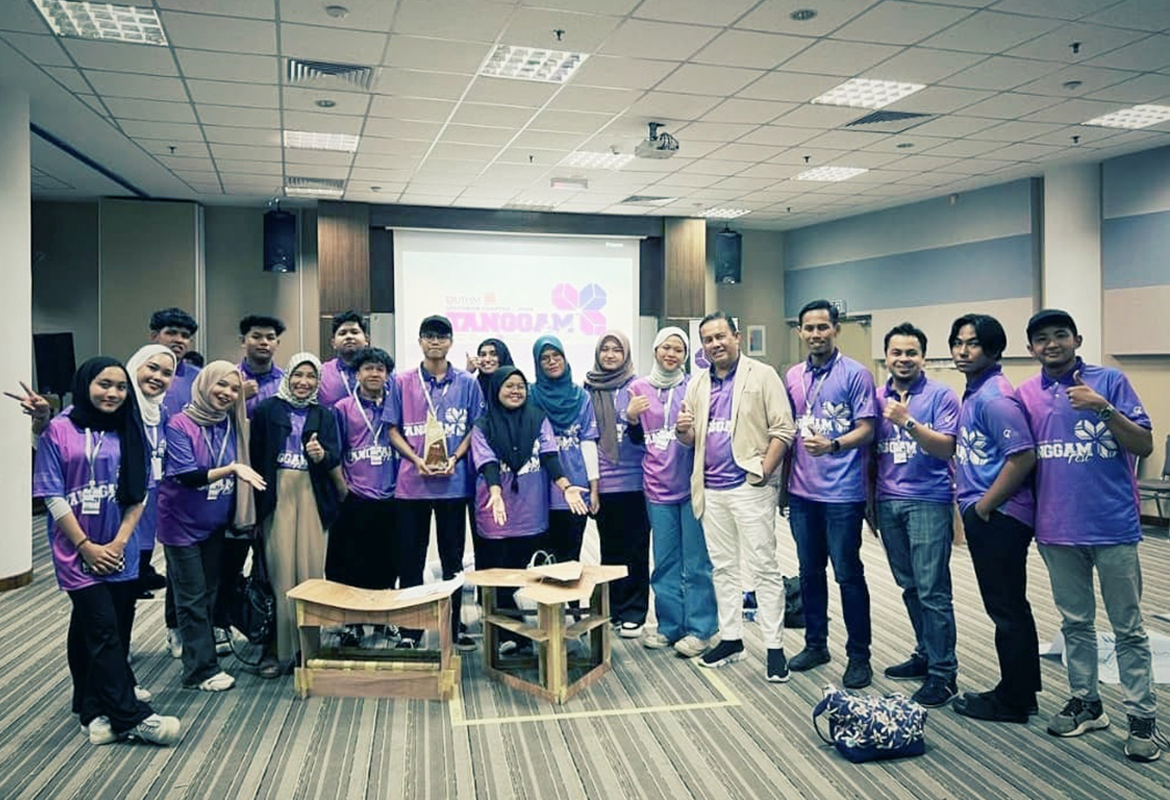 Kolej Pengajian Seni Kreatif, UiTM Kedah Ungguli Anugerah Utama "Best of The Best" Award di Tanggam Fest 2024 : Southern Chapter ,UTHM